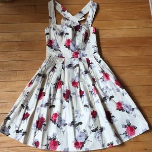Hot Topic retro style floral dress xs